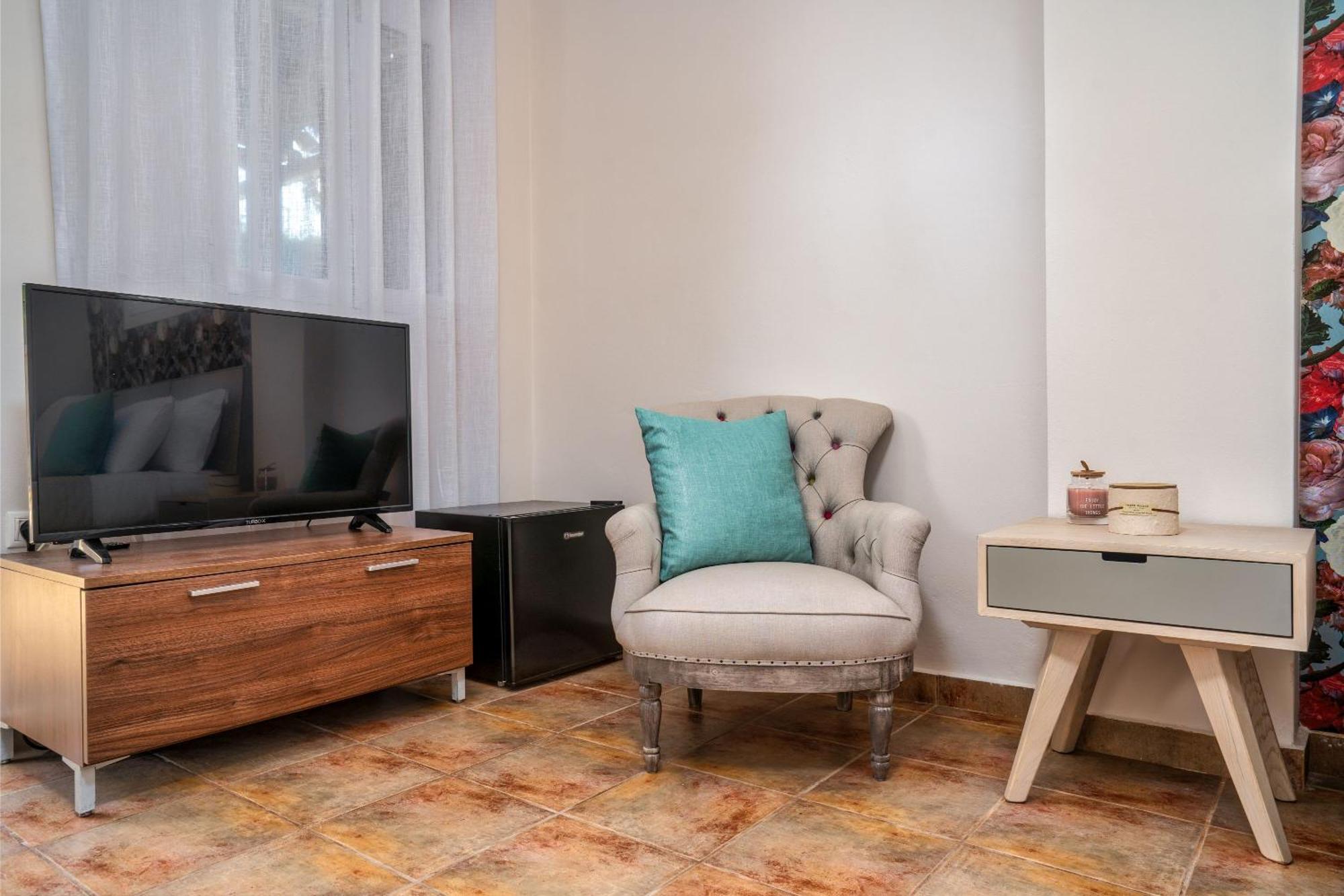 Suburban Elegant Studios Закинтос Экстерьер фото